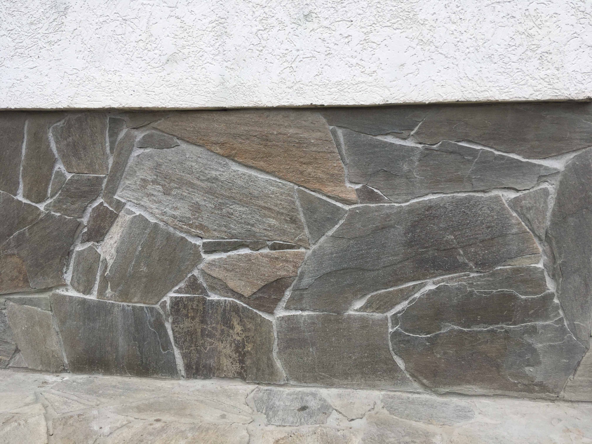 Плитняк златолит Уральский  для фасада купить в Новосибирской области