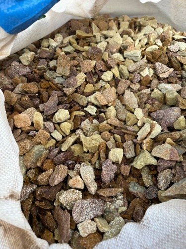 Златолит персиковый декоративная каменная крошка купить в Новосибирской области