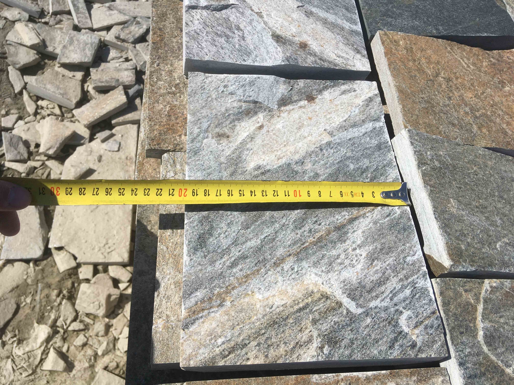 Плитка пилёная златолит Уральский для фасада купить в Новосибирской области