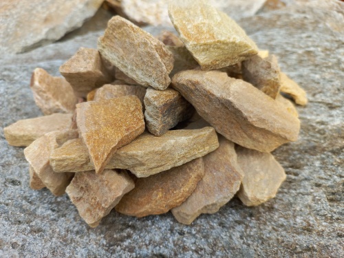 Златолит жёлтый декоративная каменная крошка купить в Новосибирской области